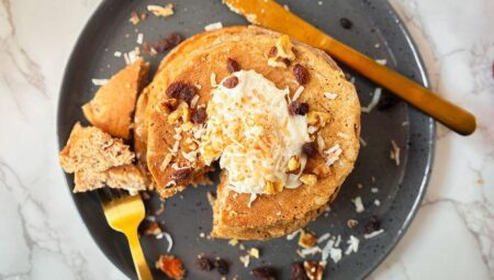 Carrot Cake Pancakes